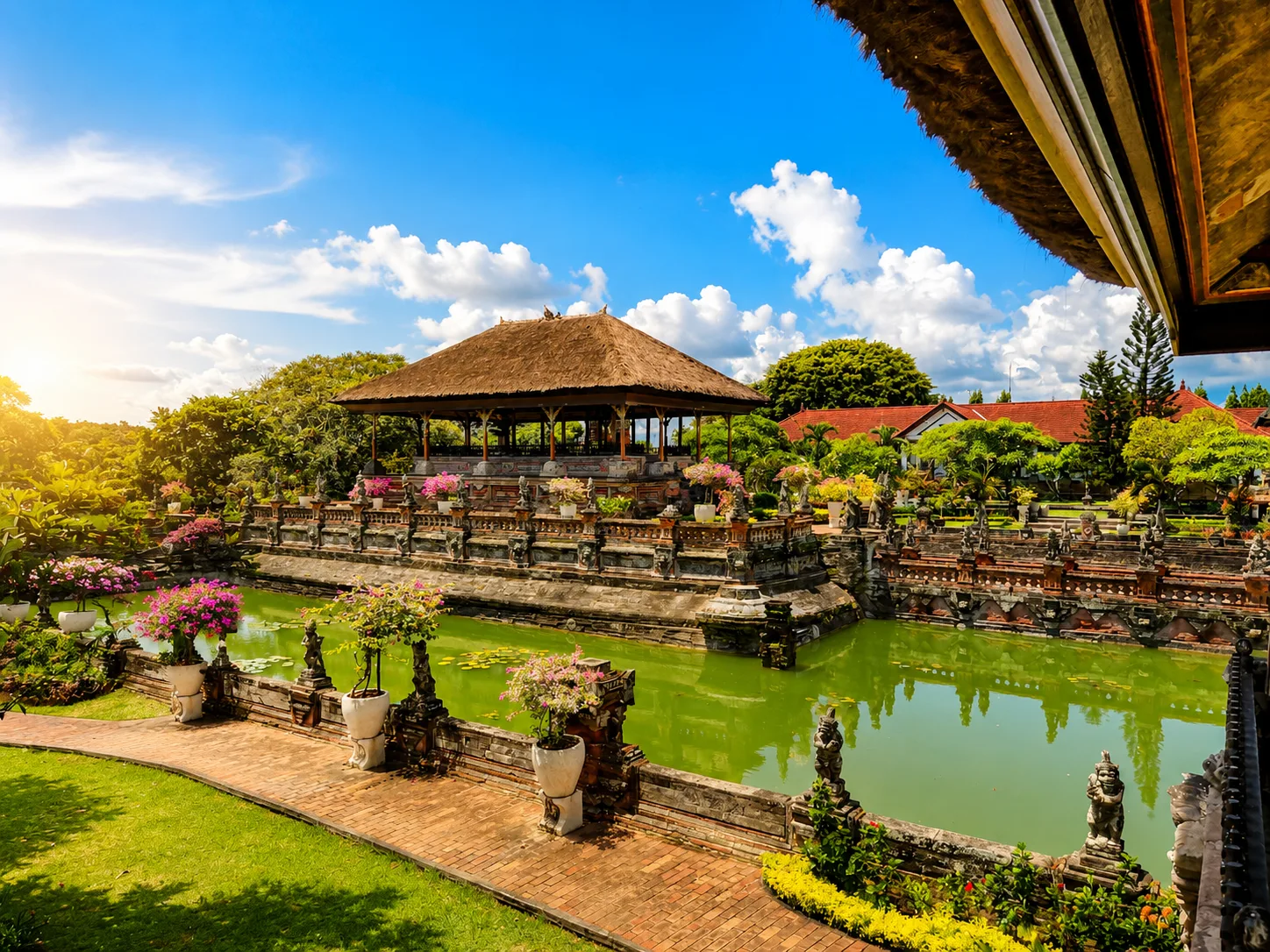Klungkung Palace Tour: Ancient Royal Justice History