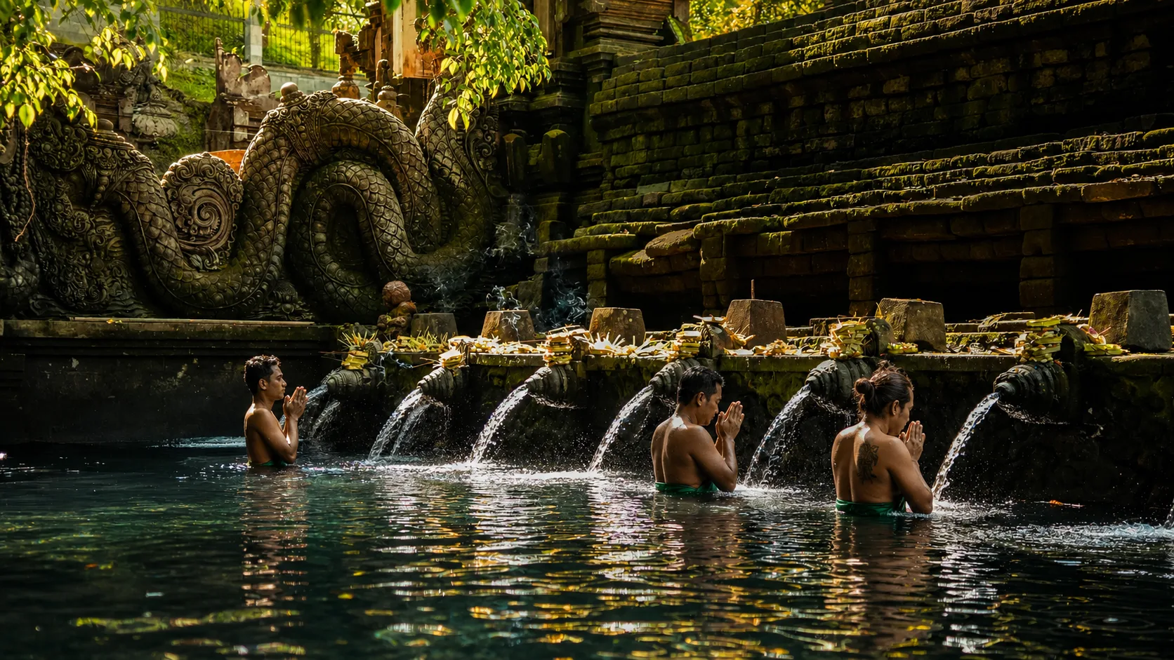 Ronald's 1-Day Bali Trip - Tirta Empul + Ubud Palace + Tanah Lot