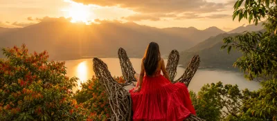 Wanagiri Hidden Hills Bali: Swing Views Over Twin Lakes