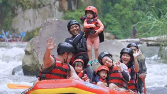 Rafting Adventure in Ubud | Surya Bintang Ayung River Guide