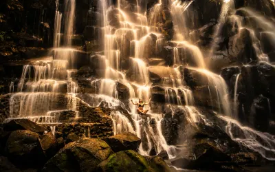 Kanto Lampo Waterfall