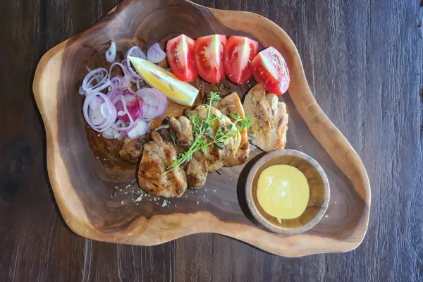 Noema Greek Restaurant Bar