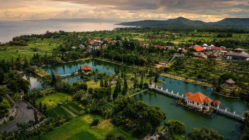East Bali Heritage & Heaven’s Gate: The Royal Kingdom Trail