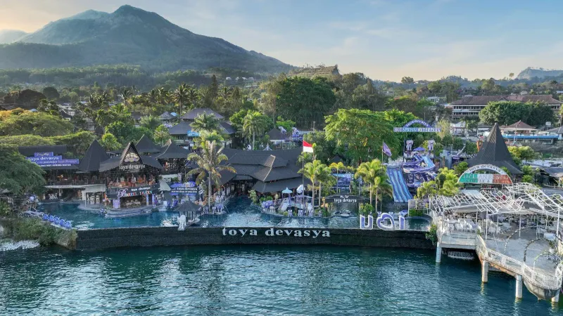 Toya Devasya Hot Spring