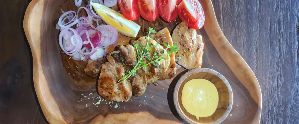 Noema Greek Restaurant Bar